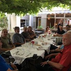 Auf der lauschigen Gartenterrasse im Beauséjour