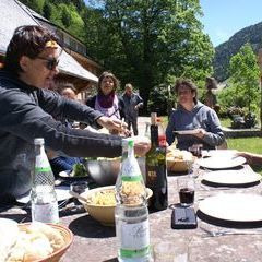 Mittagessen am Samstag am Altar