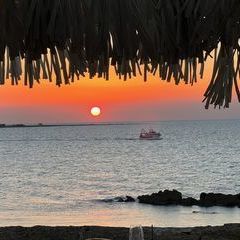 Sonnenuntergang über dem Meer in Gallipoli.