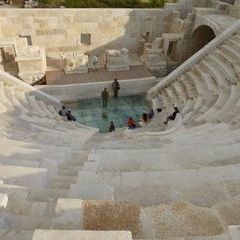 Das teilaufgebaute Bouleuterion in Patara