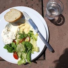 Salat à la saison zur Vorspeise am Freitag